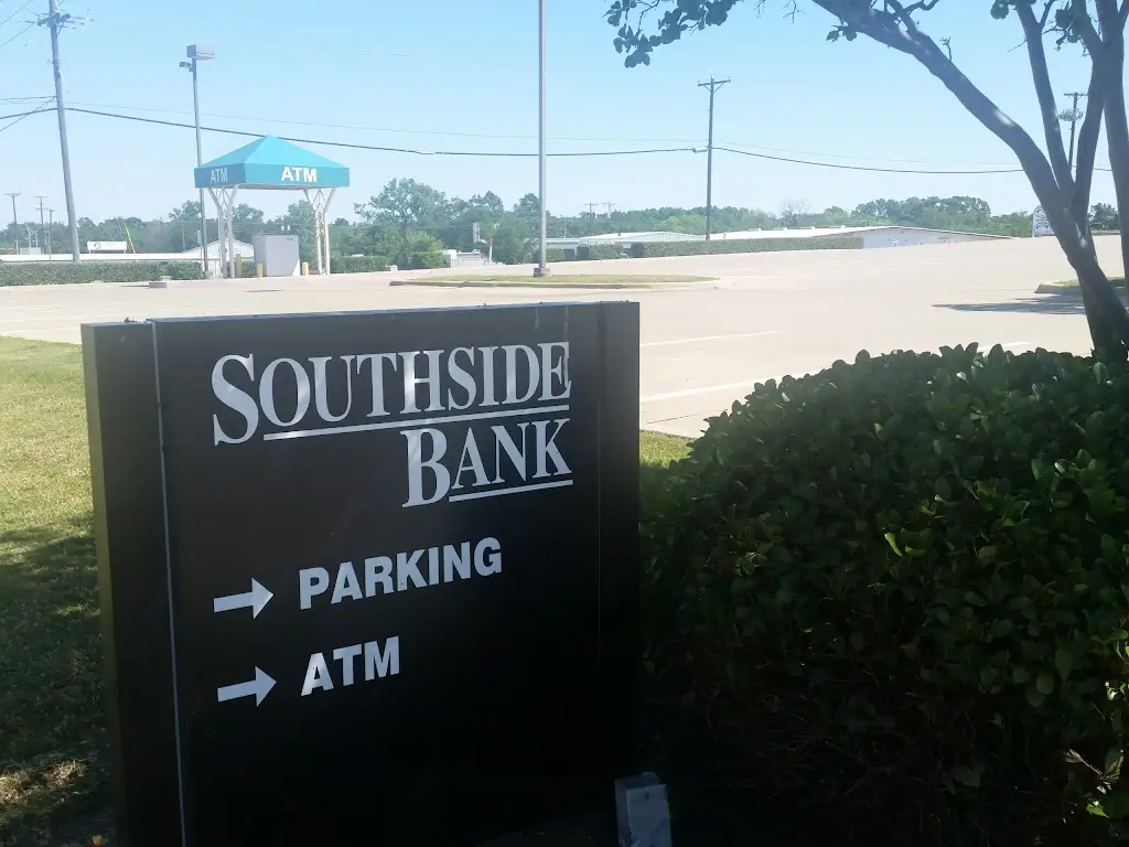 104E2525S53400KR 2311 W Euless Blvd Euless TX 76040 USA Southside Bank