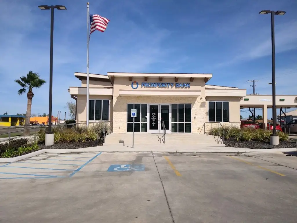 125Z8661Q99198HU 1005 S Commercial St Aransas Pass TX 78336 USA Prosperity Bank