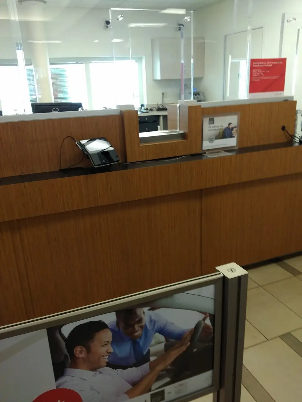 134E9903S41862QK 7770 Hwy 6 N Houston TX 77095 Amerika Birleşik Devletleri Bank of America with Drive thru ATM