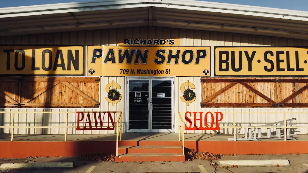 136I6829L73773NC 709 N Washington Ave Livingston TX 77351 USA Richard s Pawn Shop