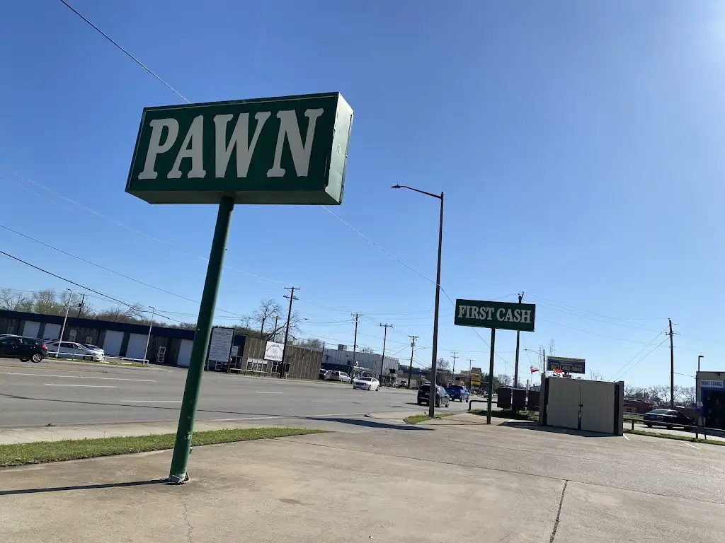 156O8021B57021AD 831 E Pioneer Pkwy Arlington TX 76010 USA First Cash Pawn