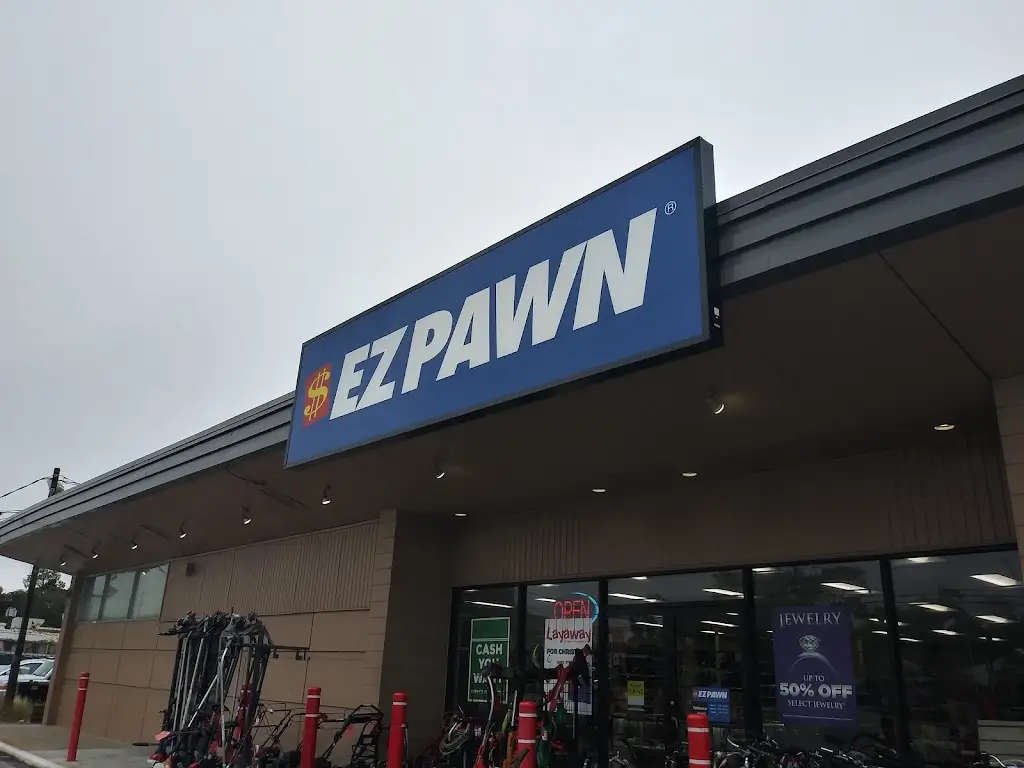 163U3168U42661DL 5105 N Shepherd Dr Ste A Houston TX 77018 USA EZPAWN