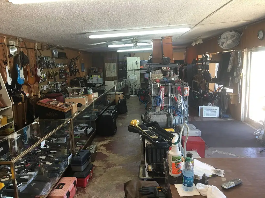 165K7031K17441ZJ 905 Hurst St Center TX 75935 USA Bob s Pawn Gun Shop Inc