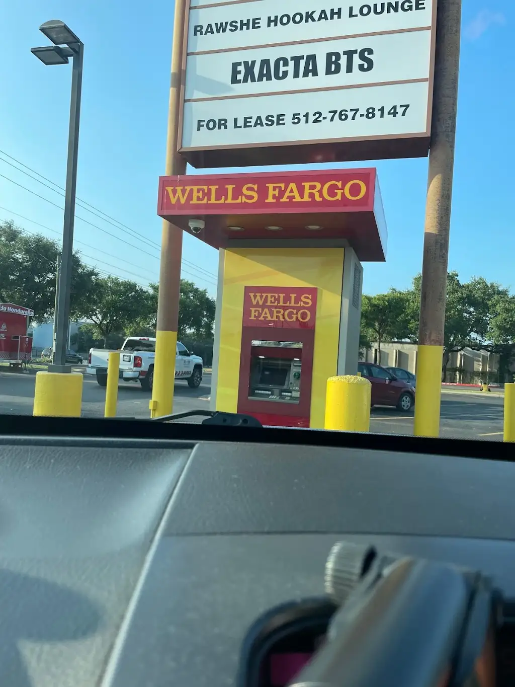 196U2247Z65936AD 11331 N Lamar Blvd Austin TX 78753 USA Wells Fargo ATM