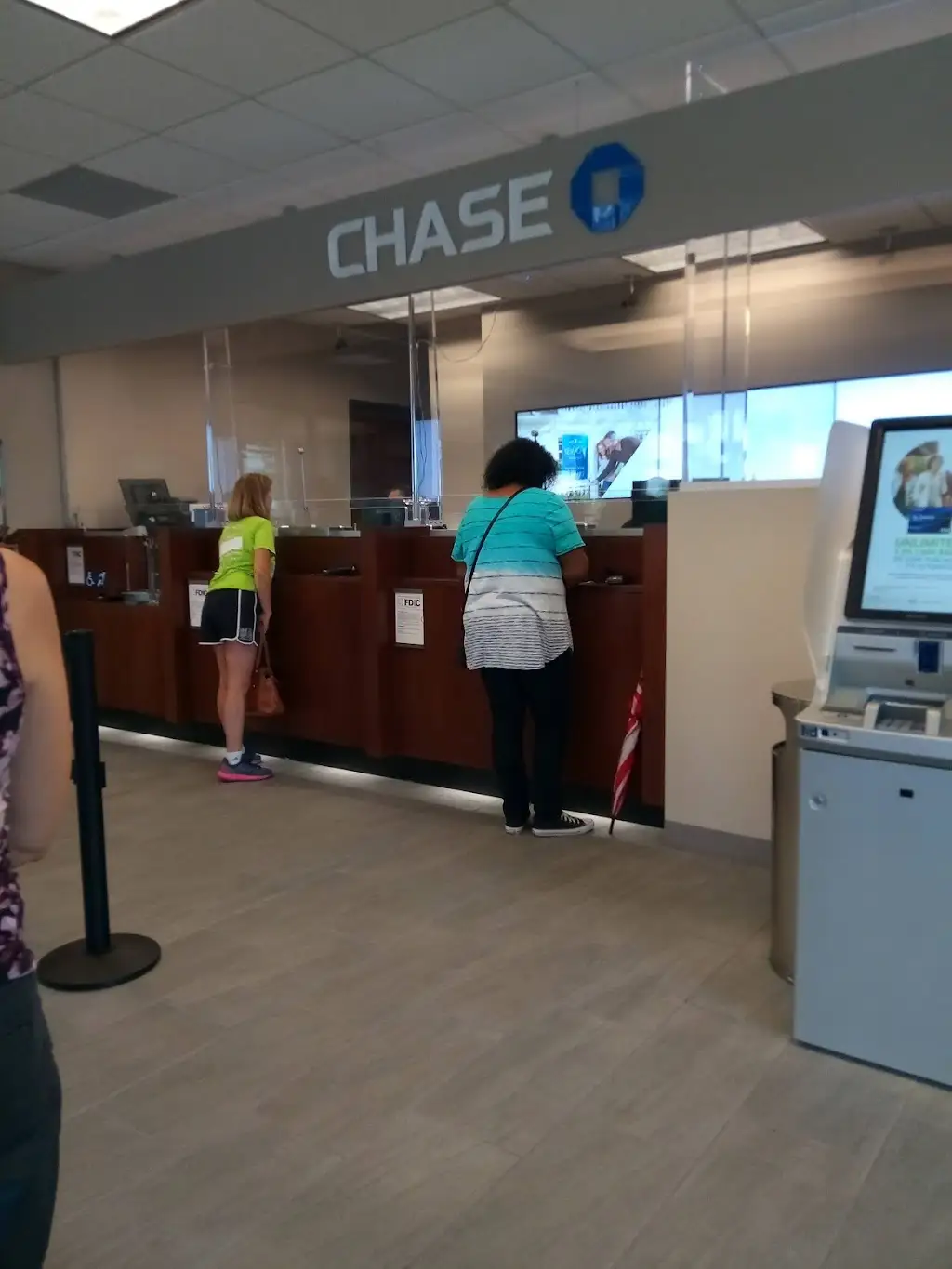 203L8508Z30622SL 8575 W Loop S Houston TX 77096 USA Chase Bank