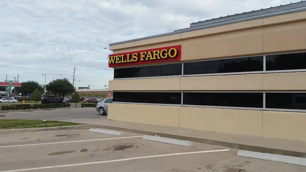 210R7997L78660VU 10005 Beechnut St Houston TX 77072 USA Wells Fargo Bank