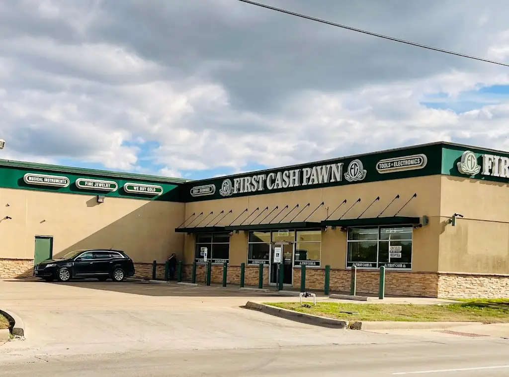 246D3979Q28318FT 1735 W 7th Ave Corsicana TX 75110 USA First Cash Pawn