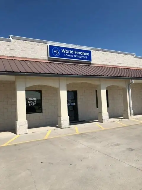 279D9558J98165YE 1629 E Main St Ste B Alice TX 78332 USA World Finance