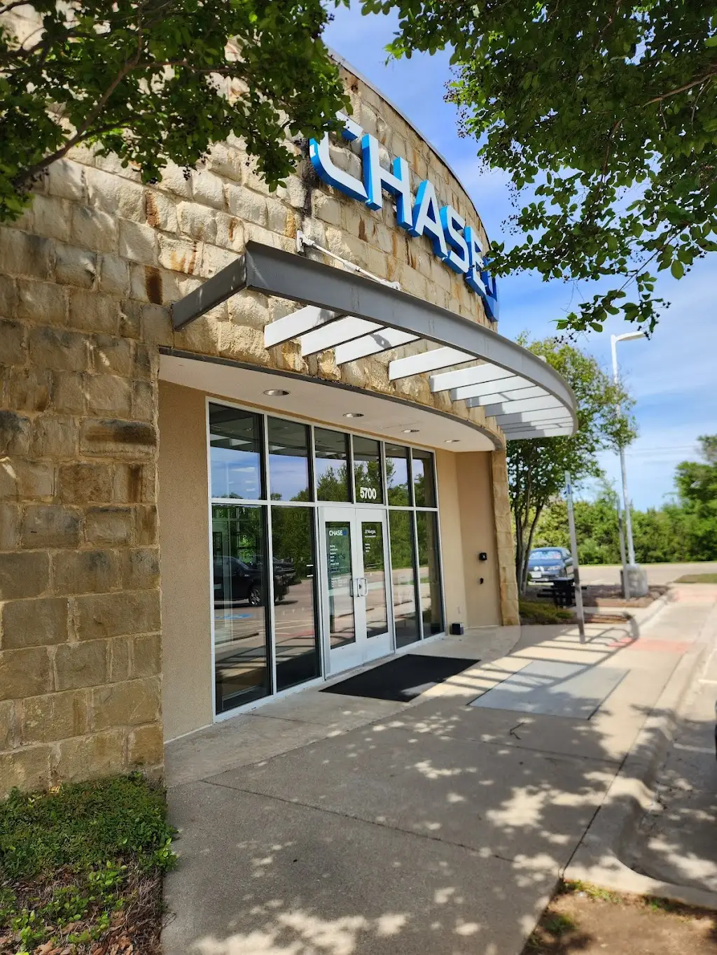 292A4353N34686QE 5700 W Slaughter Ln Austin TX 78749 USA Chase Bank