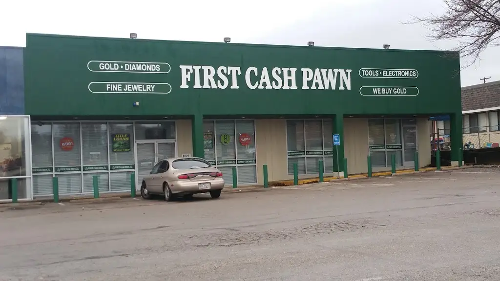 294Y2257H17407IV 9023 Benbrook Blvd Benbrook TX 76126 USA First Cash Pawn