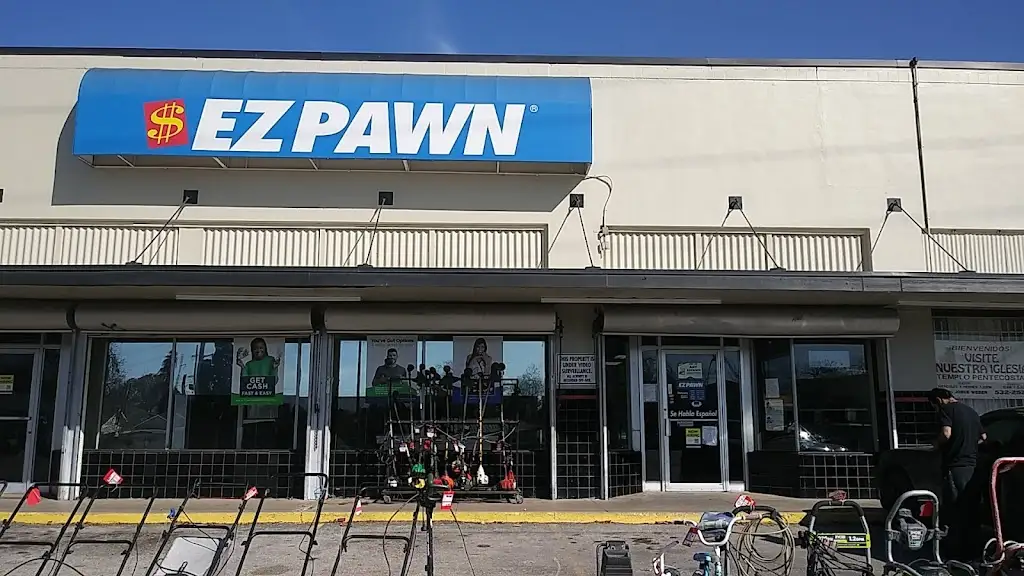 321T9885M40871QI 2612 S Presa St San Antonio TX 78210 USA EZPAWN