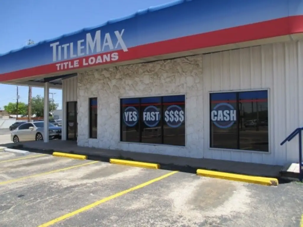 354H6110V88036VO 1601 S Gregg St Big Spring TX 79720 USA TitleMax Title Loans