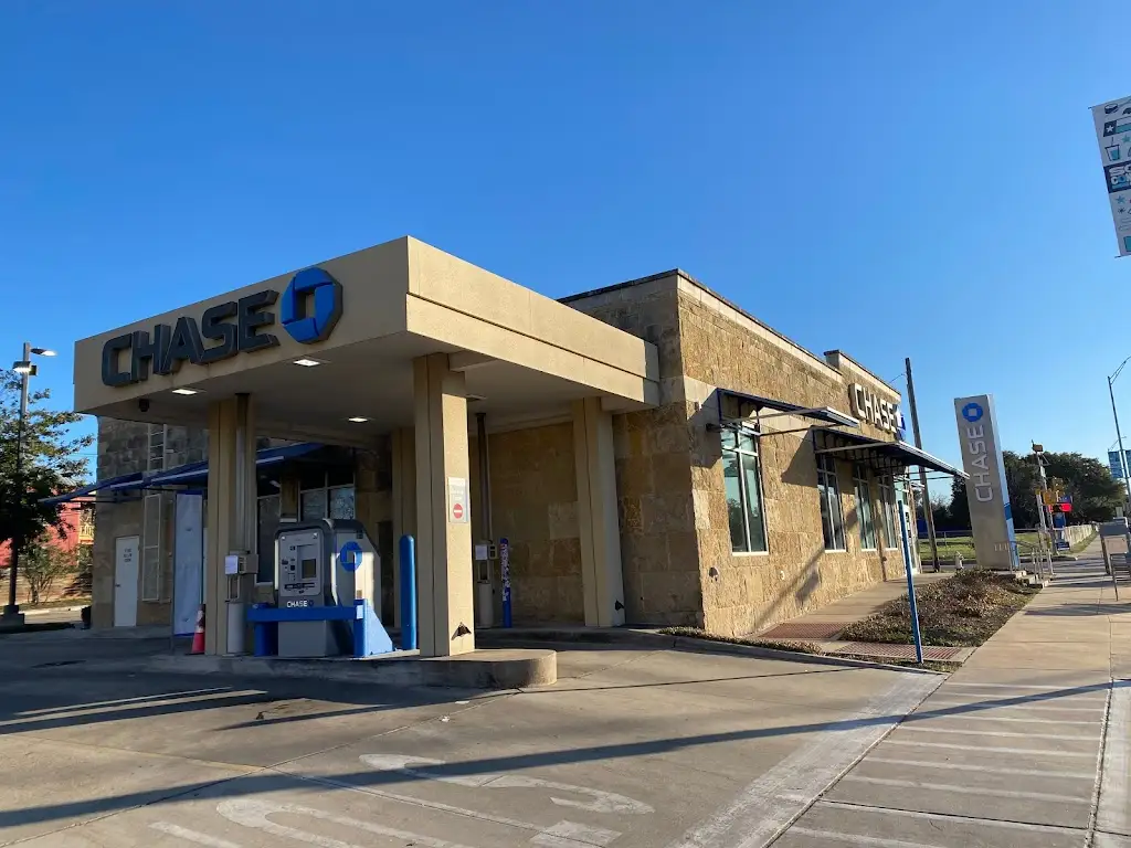 370B6859E21811TZ 1811 S Congress Ave Austin TX 78704 USA Chase Bank