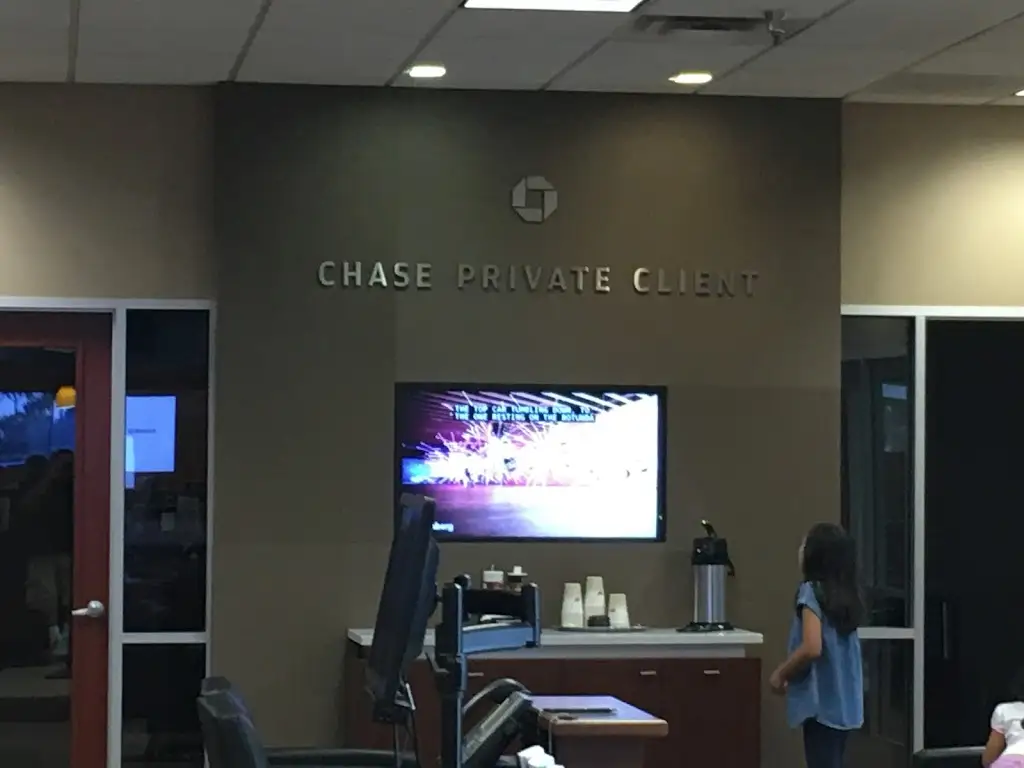 373A6180A86065OF 4056 Bellaire Blvd Houston TX 77025 USA Chase Bank