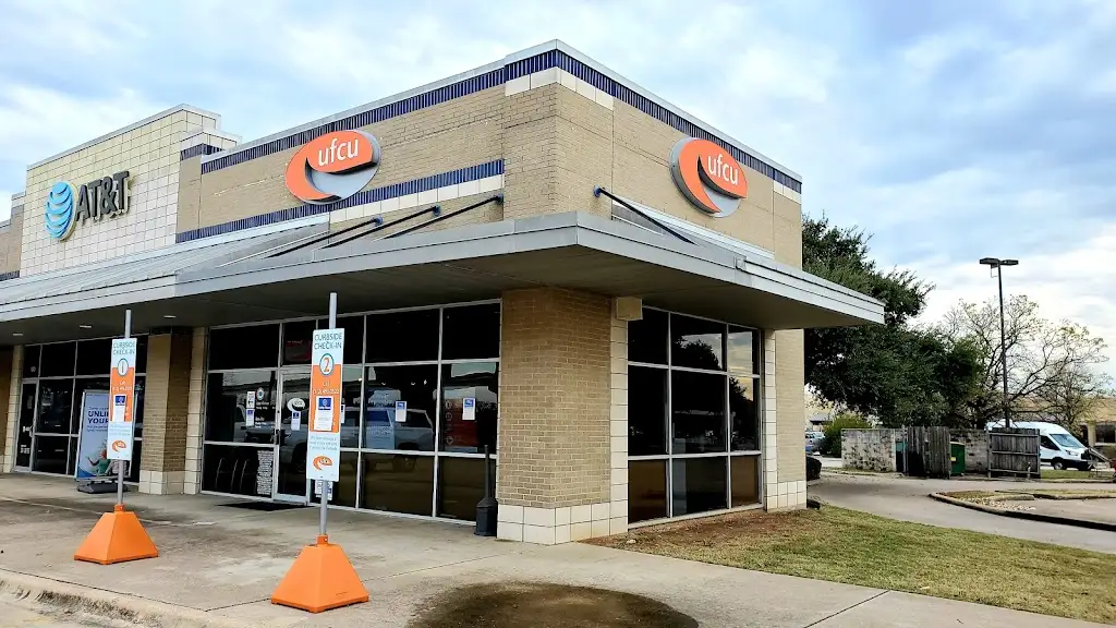 387C2534Q45600EU 5033 W US Hwy 290 Service Rd Austin TX 78735 USA UFCU