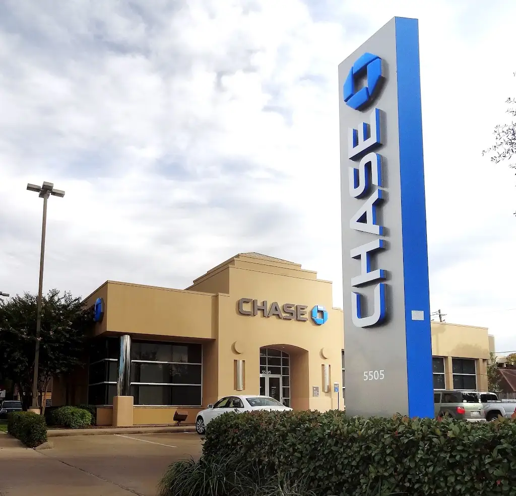 387C5276Y23118EP 5505 Kirby Dr Houston TX 77005 USA Chase Bank