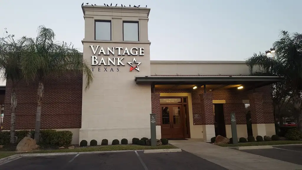 410I8968P45073KS 901 S 10th St Bldg 400 McAllen TX 78501 USA Vantage Bank Texas