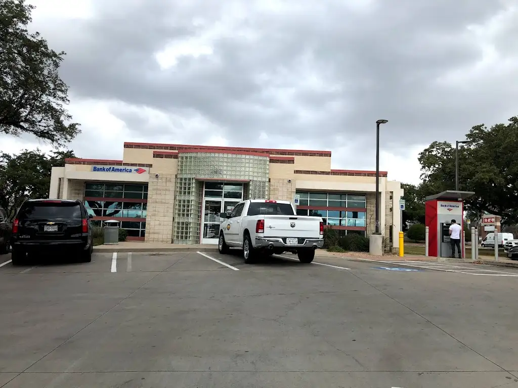 412K7331G55815OB 2511 W Parmer Ln Austin TX 78727 USA Bank of America with Drive thru ATM