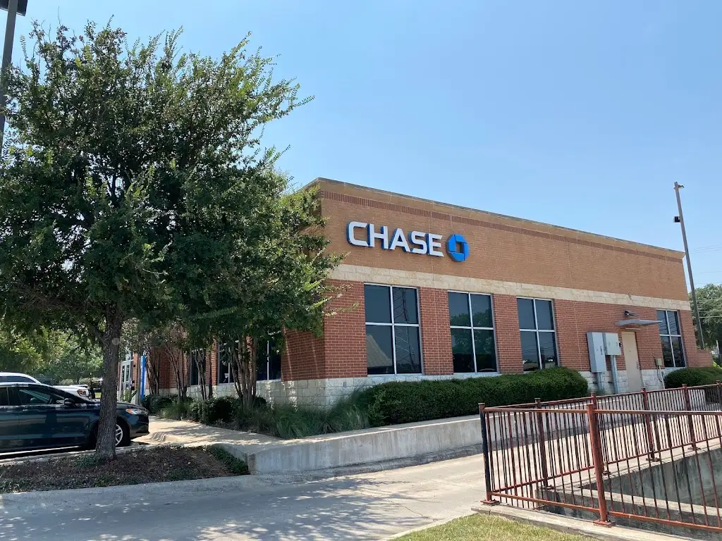 421V1014O64562LB 140 W Slaughter Ln Austin TX 78748 USA Chase Bank