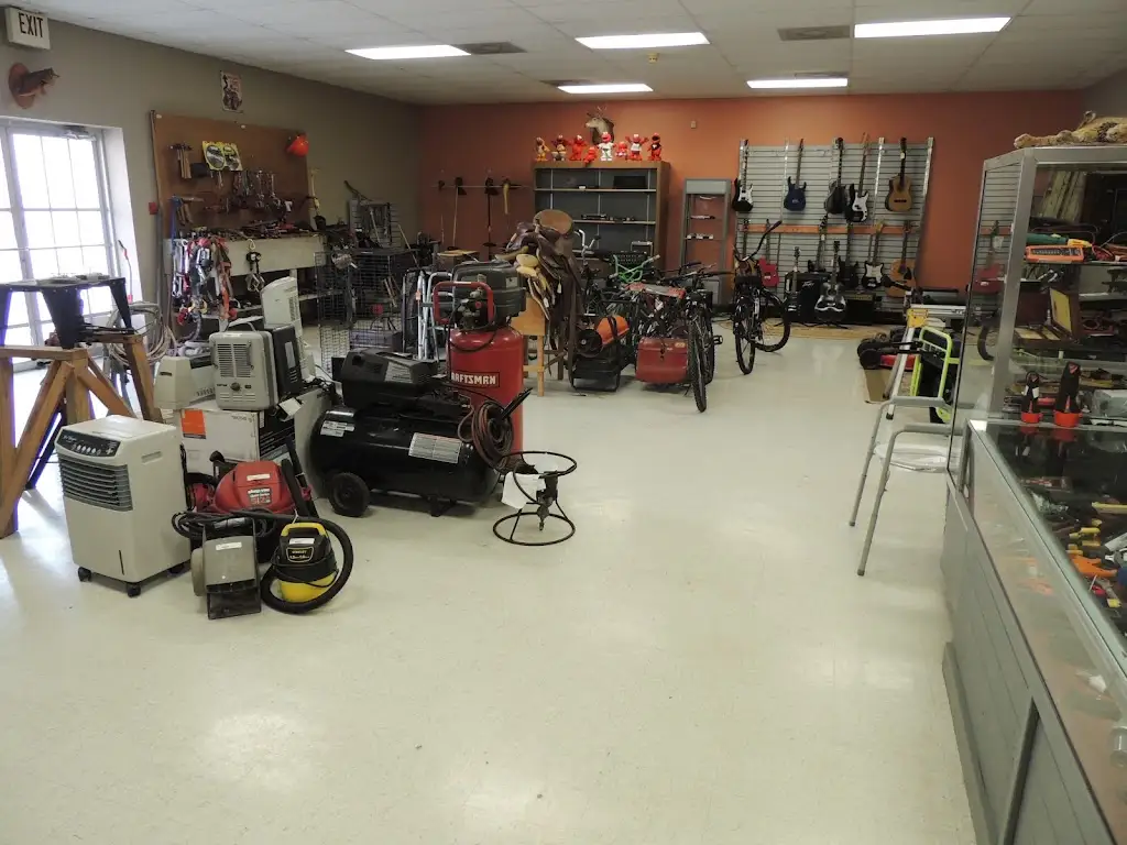 426D7647K92809DN 1202 N 16th St Orange TX 77630 USA Best Pawn