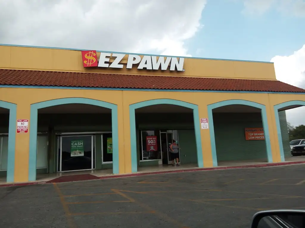 432R8119H88159MR 803 Castroville Rd Ste 418 San Antonio TX 78237 USA EZPAWN