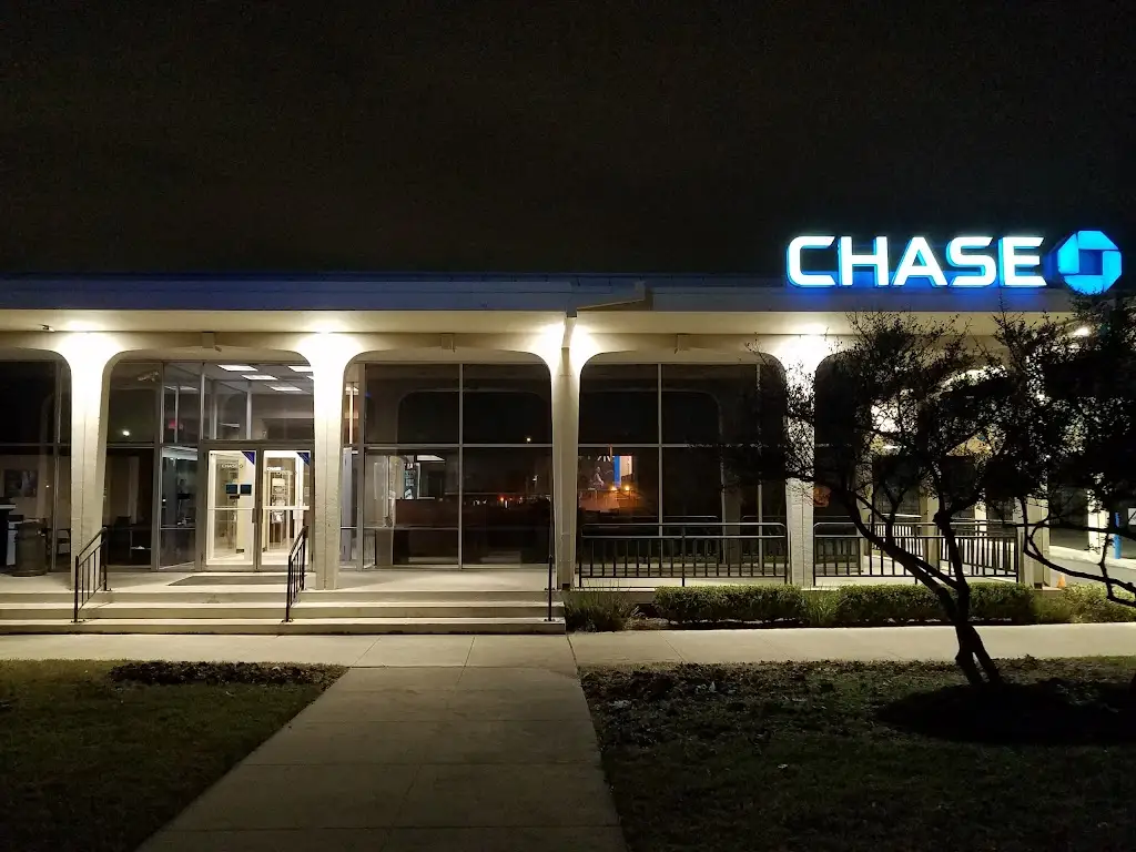 438W6876H92075DX 707 Bandera Rd San Antonio TX 78228 USA Chase Bank