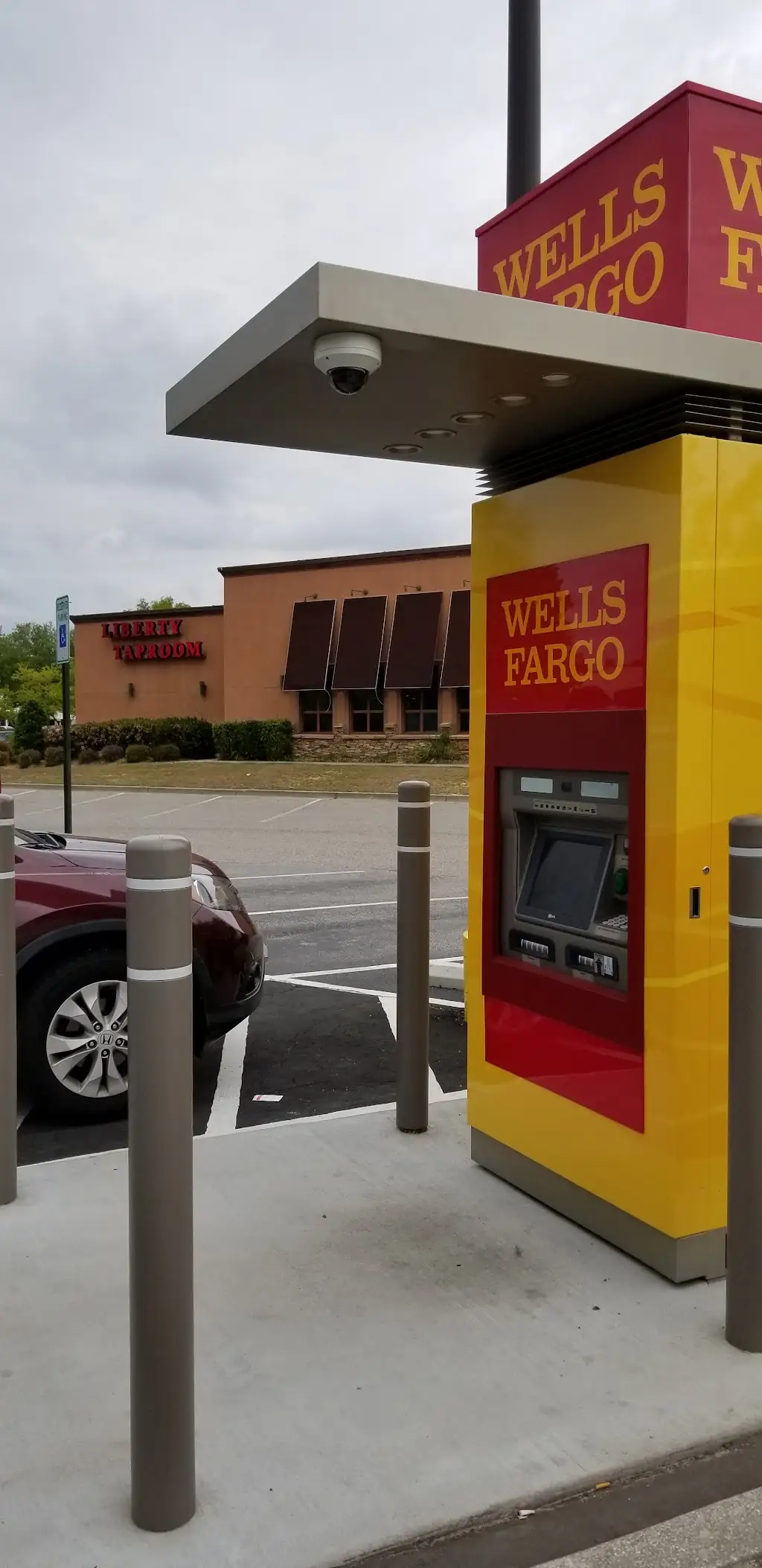 439Y8076C14129LV 7753 N Kings Hwy Myrtle Beach SC 29572 USA Wells Fargo ATM