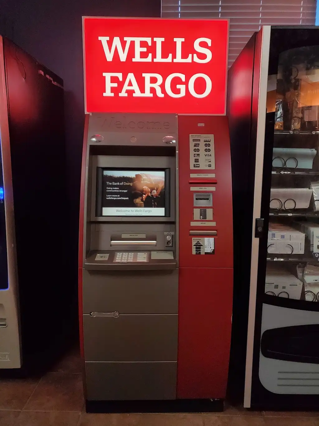 449D4599O22686LJ 300 W 1st St Arlington TX 76019 USA Wells Fargo ATM