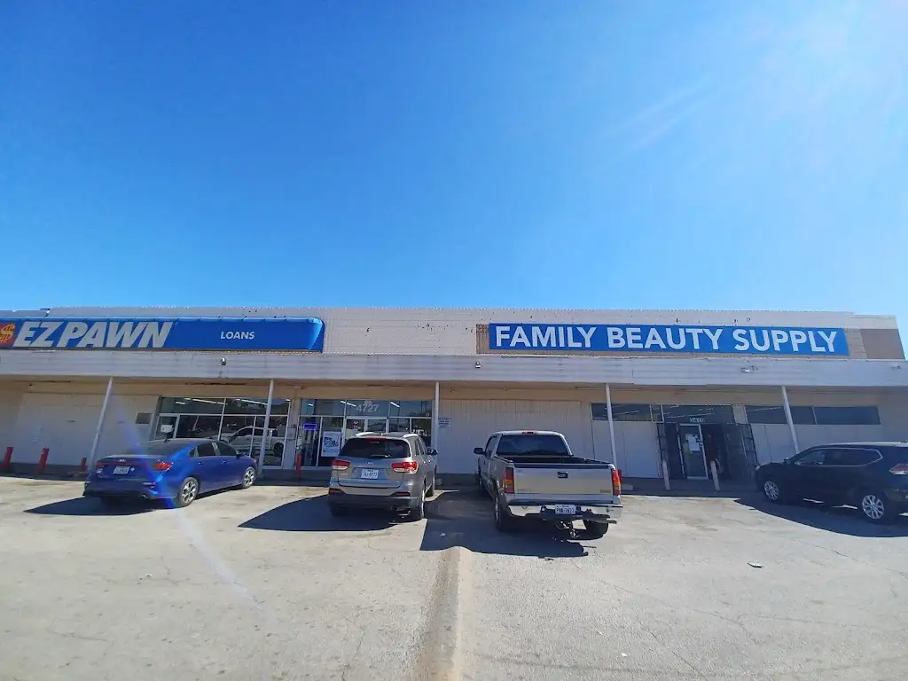 460S3182S63457TB 4727 S Second Ave Dallas TX 75210 USA EZPAWN