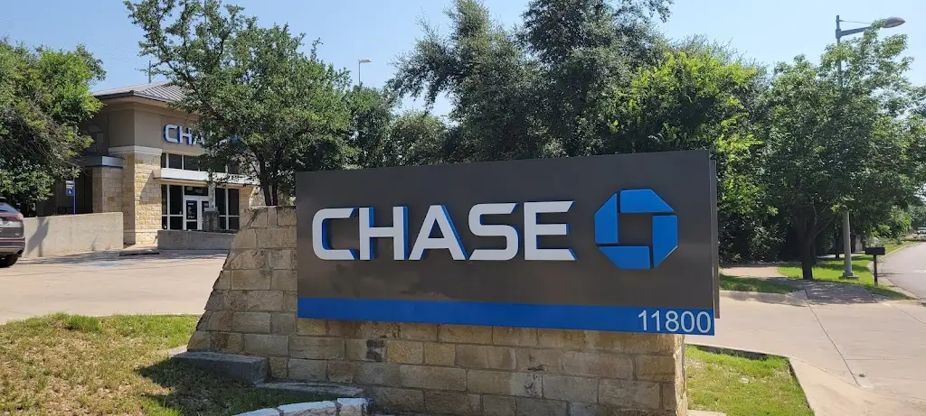 495I7447P76224DC 11800 Domain Dr Austin TX 78758 USA Chase Bank