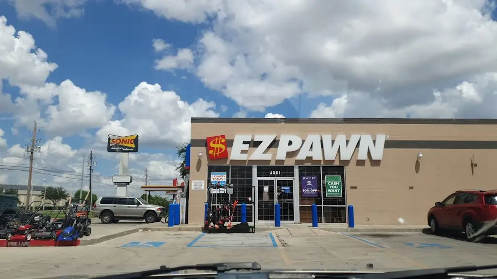 499G8380E85222KG 5501 McPherson Rd Laredo TX 78041 USA EZPAWN