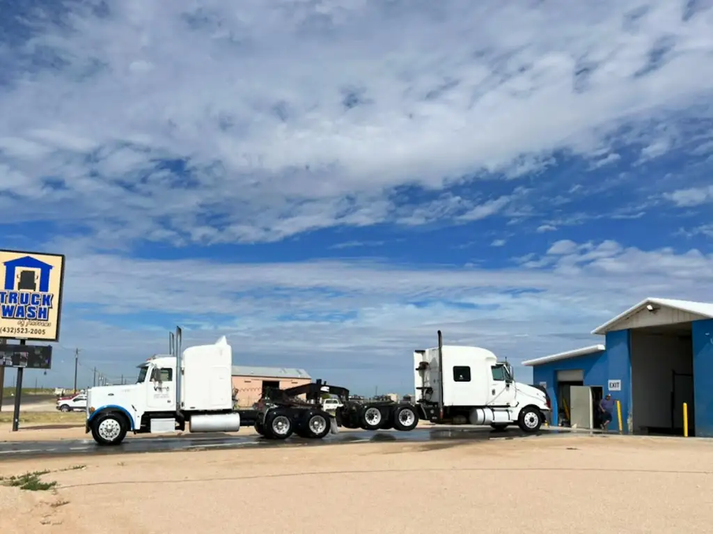 510N6107B84505QU 1107 SW Mustang Dr Andrews TX 79714 USA Truck Wash of Andrews