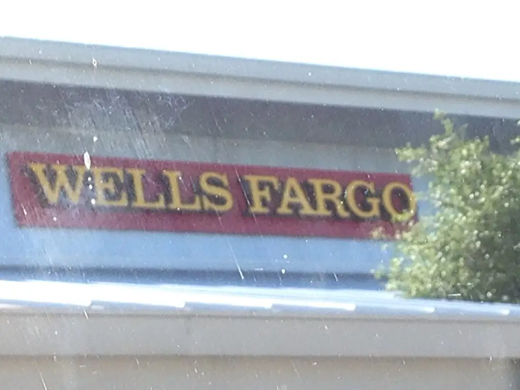 549F4547M14001EA 154 W Farm To Market 544 Murphy TX 75094 USA Wells Fargo Bank