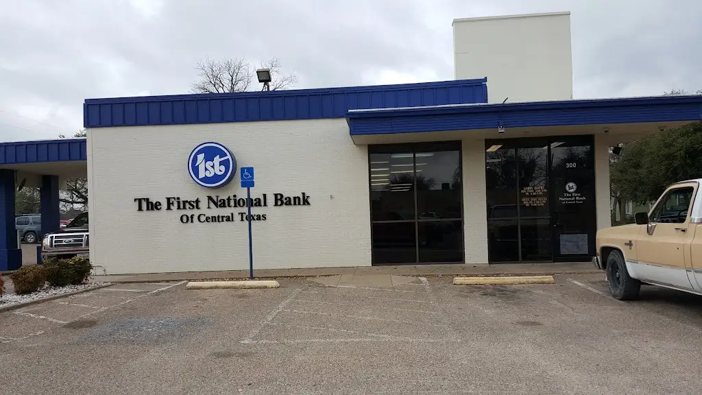 560Z3248X11623UX 1298 Corsicana Hwy Hillsboro TX 76645 USA The First National Bank of Central Texas