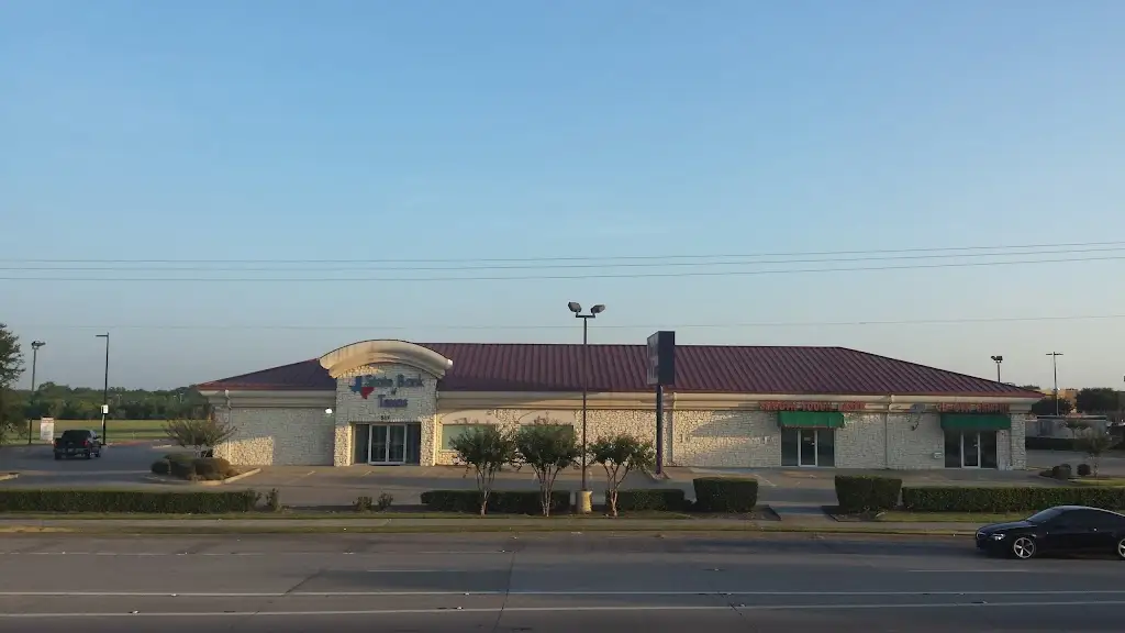 568Y7695Z85021XT 517 W Interstate 30 Garland TX 75043 USA State Bank of Texas