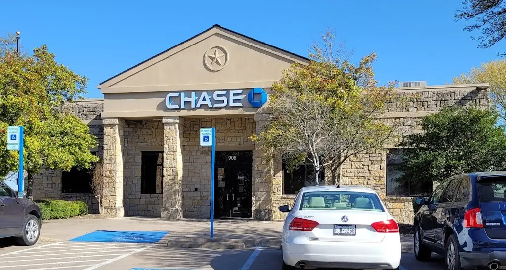 582V2846J48296WN 908 W McDermott Dr Allen TX 75013 USA Chase Bank