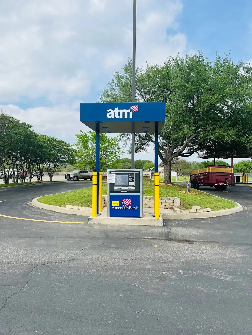 625L5025M91378NQ 7411 US Hwy 87 E San Antonio TX 78263 Amerika Birleşik Devletleri American Bank