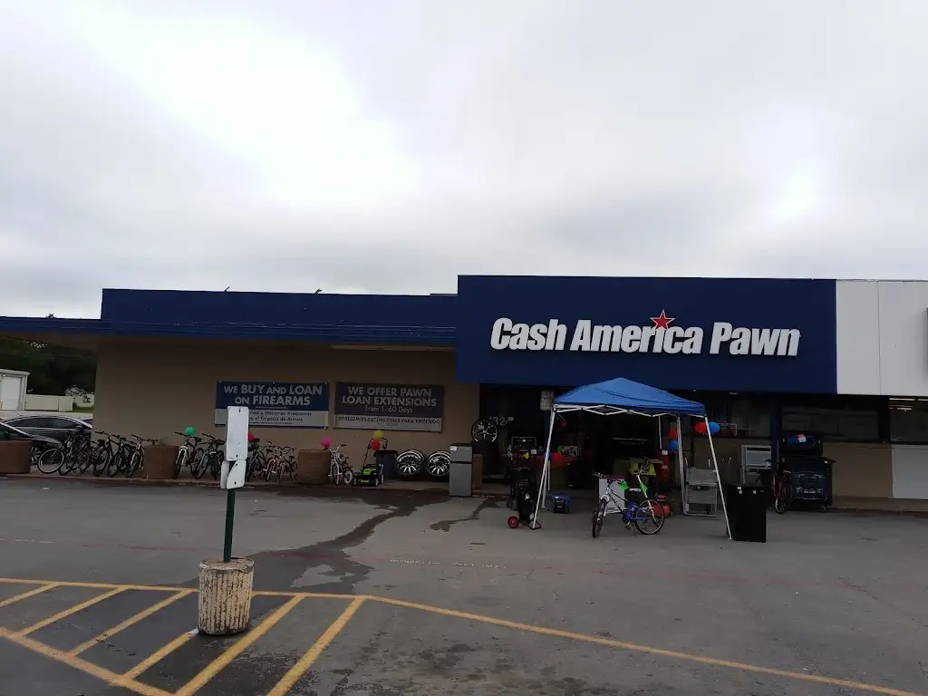 674J8073I58271SQ 1324 N Main St Cleburne TX 76033 USA Cash America Pawn