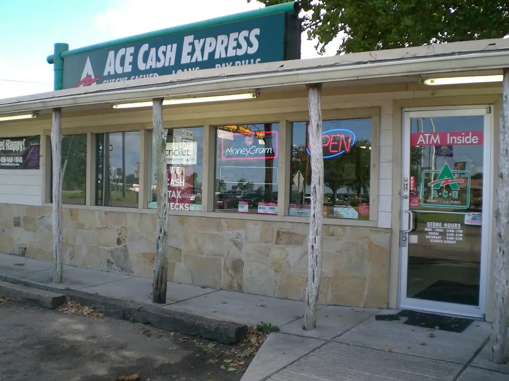 694A1563R74186GX 1000 E South St Alvin TX 77511 USA ACE Cash Express