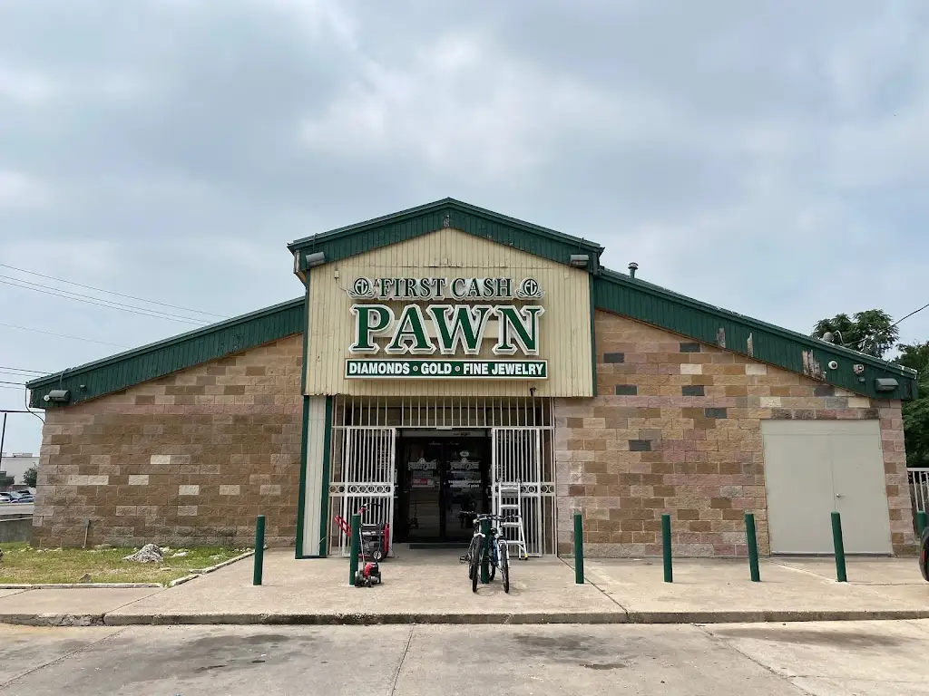 722Q8015I96605ZY 9924 Menchaca Rd Austin TX 78748 USA First Cash Pawn