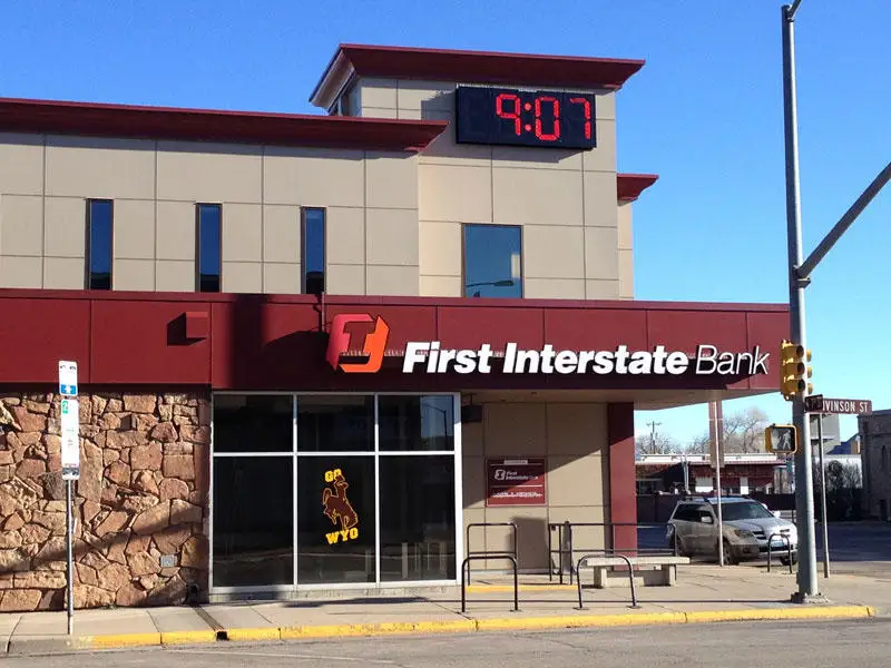 749Q8261X20555ML 221 E Ivinson Ave Laramie WY 82070 USA First Interstate Bank