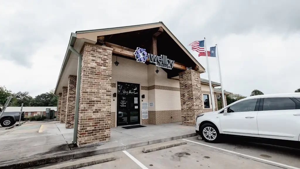 755I6370E62025EB 877 E Hwy 6 Alvin TX 77511 USA Wellby Financial