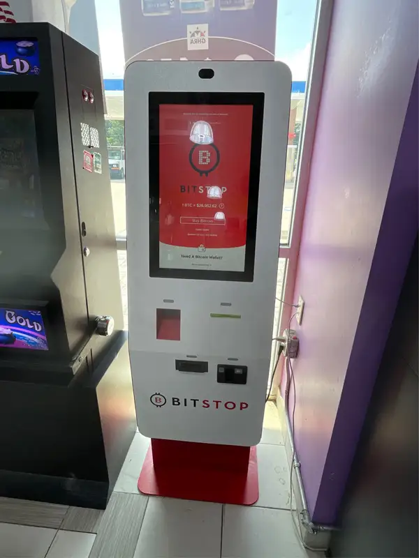 773V7853W83556NJ 17250 W Lake Houston Pkwy Atascocita TX 77346 USA Bitstop Bitcoin ATM