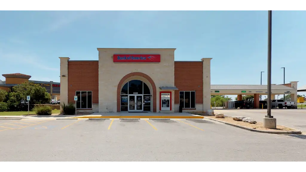 789T5230T88184DU 20902 US Hwy 281 N San Antonio TX 78258 USA Bank of America with Drive thru ATM