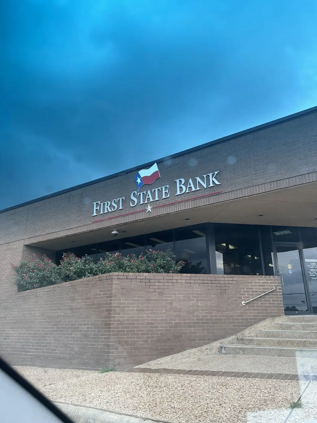 817G5034O74692PR 1114 E Tyler St Athens TX 75751 USA First State Bank