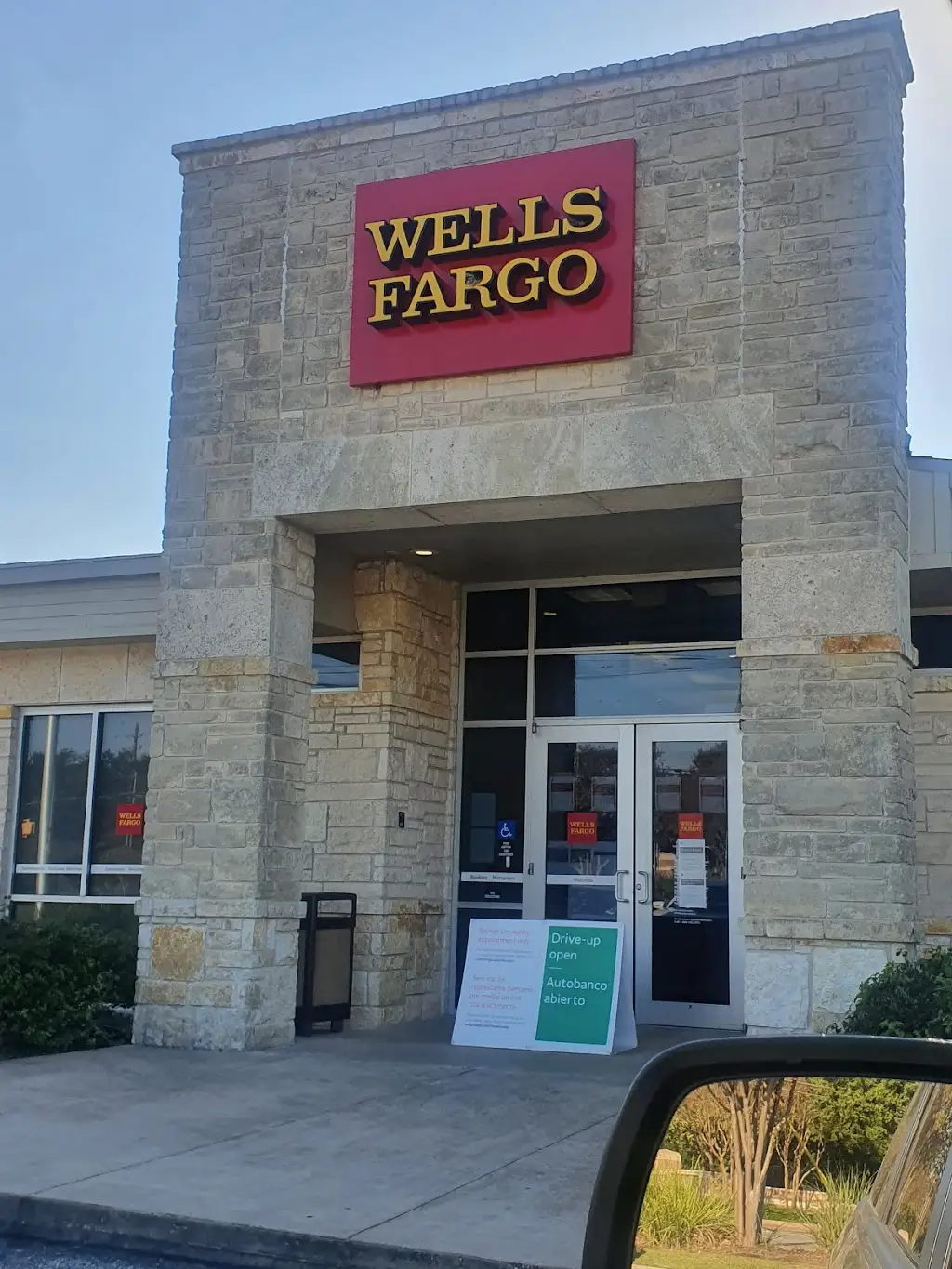 911V3490C64752JA 1601 W Parmer Ln Austin TX 78727 USA Wells Fargo Bank