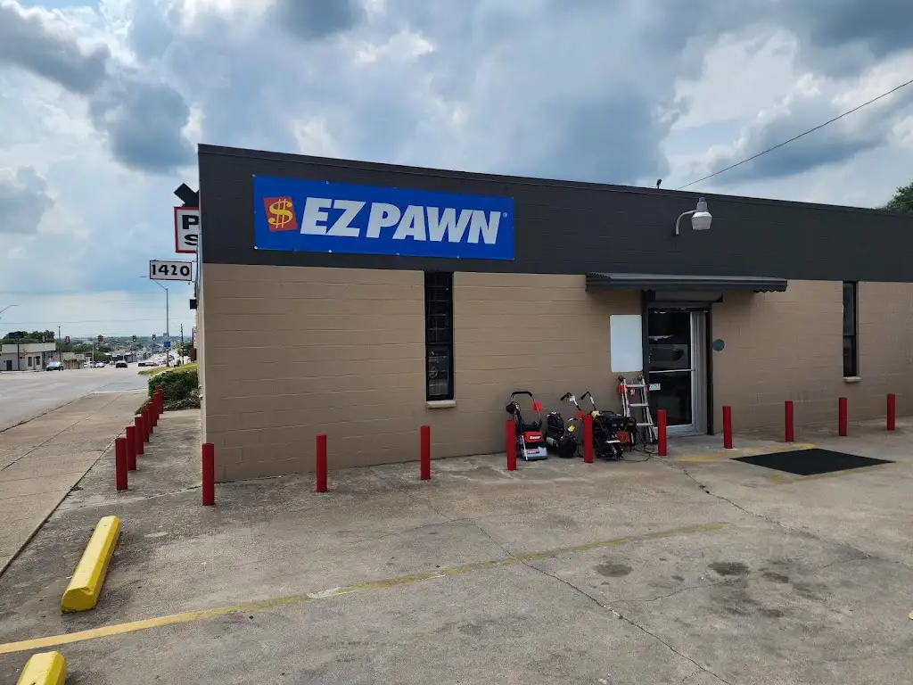 970E9337C53014XB 1420 W Berry St Fort Worth TX 76110 USA EZPAWN