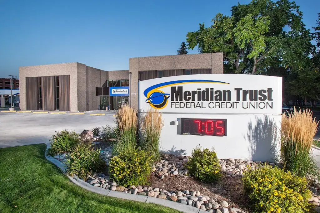 986L8553E27373PM 2223 Warren Ave Cheyenne WY 82001 USA Meridian Trust Federal Credit Union